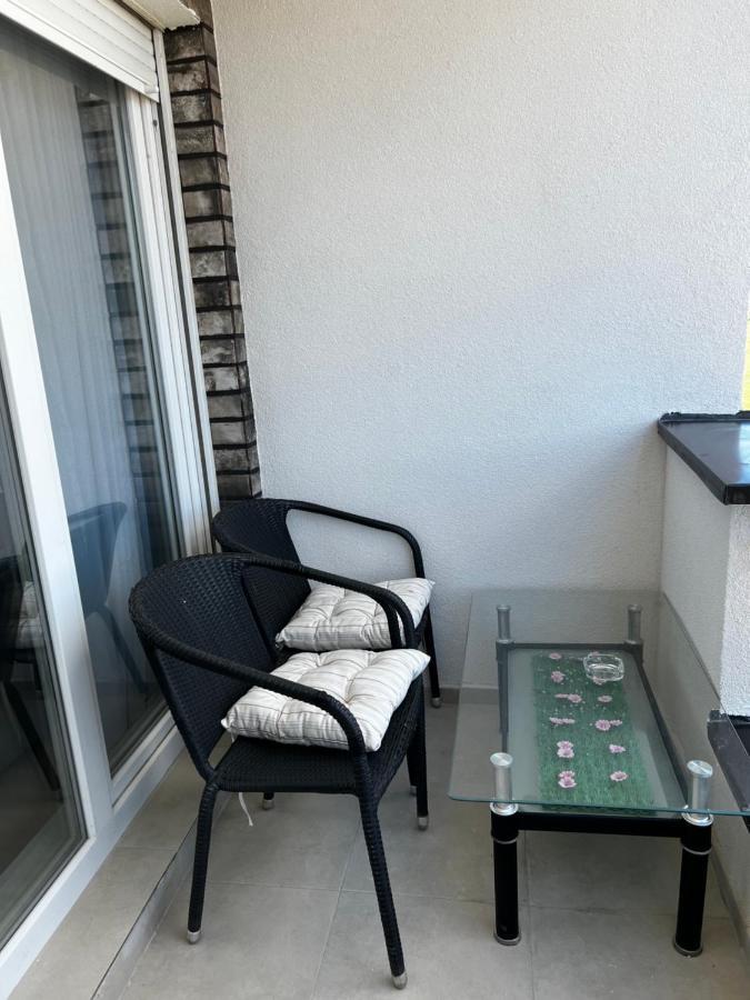 Ferienwohnung Blini Exclusive Pristina Exterior foto